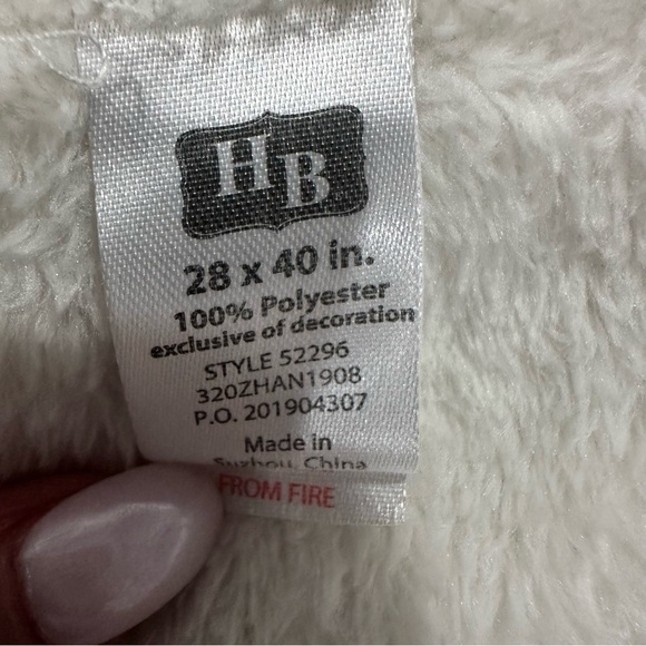 Bundle of 3 Baby Blankets: Little Giraffe, HB and Bunnies By The Bay - Picture 7 of 16